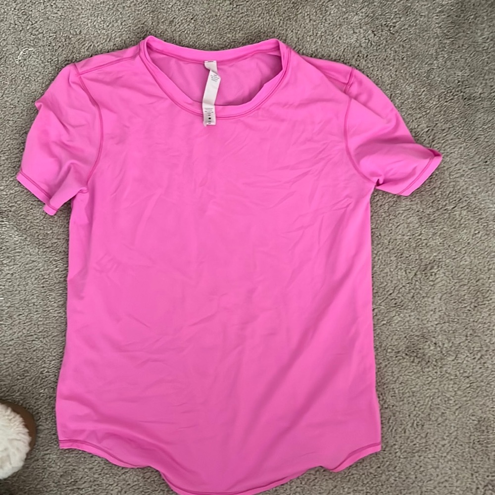 POW pink lululemon race pace t shirt